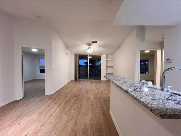$1,800 | 7511 Seurat Street, Unit 10301, Orlando, FL 32819