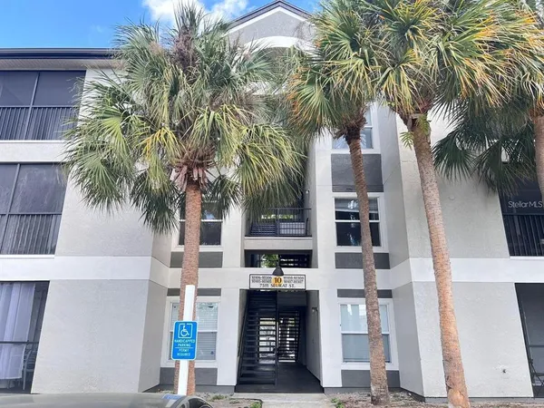 $1,800 | 7511 Seurat Street, Unit 10301, Orlando, FL 32819