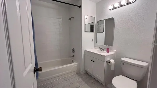 $1,800 | 7511 Seurat Street, Unit 10301, Orlando, FL 32819