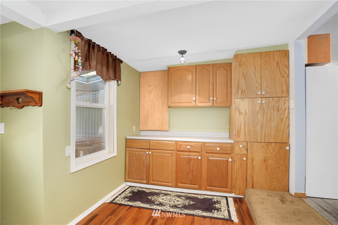 7907 202nd Place Southwest Edmonds, WA 98026 - Photo 6 of 25 Gallery Image 6