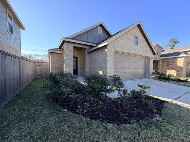 $2,150 | 2023 Foxtail Crk Court, Crosby, TX 77532
