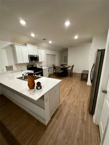 $2,300 | 2023 Foxtail Crk Court, Crosby, TX 77532