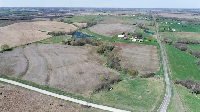 $674,500 | B Highway, Hamilton, MO 64644