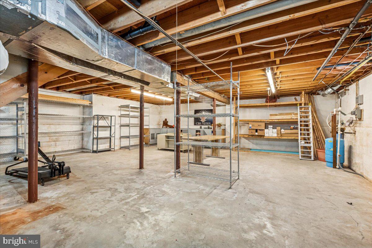 35 Agress Road Perrineville, NJ 08535 - Photo 31 of 34