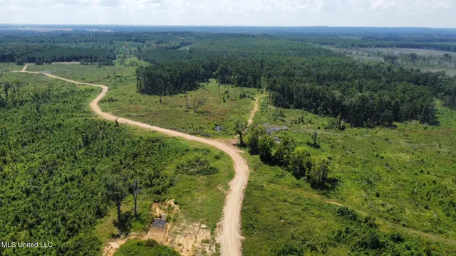 $2,360,000 | 2 Highway 25, Fulton, MS 38843
