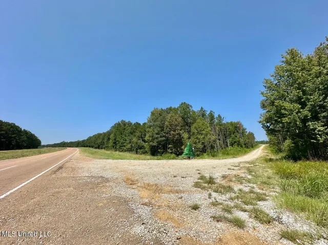$2,360,000 | 2 Highway 25, Fulton, MS 38843