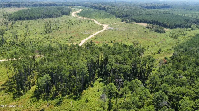 $2,360,000 | 2 Highway 25, Fulton, MS 38843