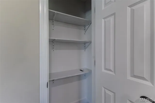 $229,000 | 1507 Finn Drive, Lebanon, MO 65536