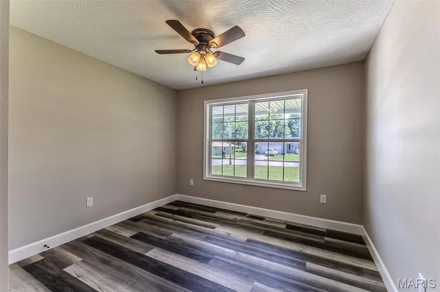 $229,000 | 1507 Finn Drive, Lebanon, MO 65536