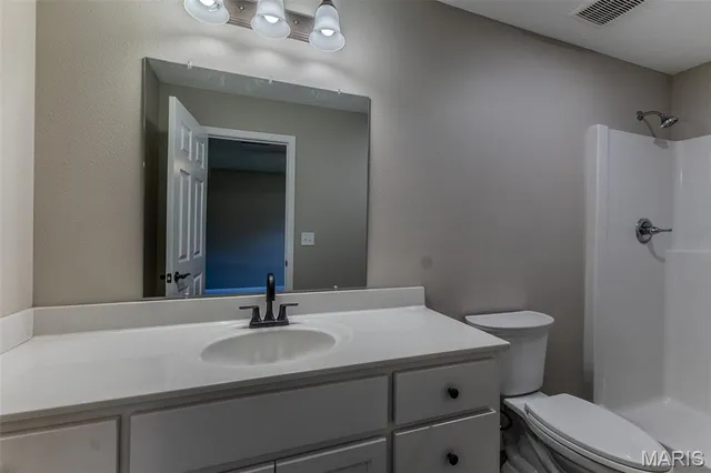 $229,000 | 1507 Finn Drive, Lebanon, MO 65536