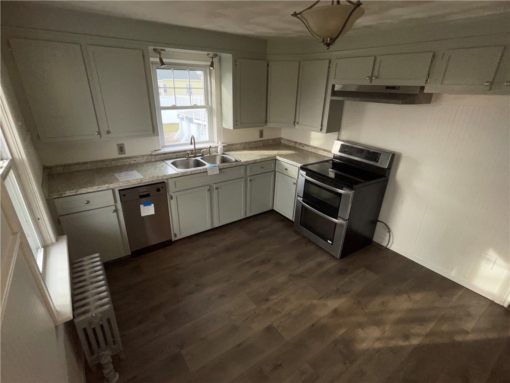 159 Rosemere Road Pawtucket, RI 02861 - Photo 5 of 14 Gallery Image 5