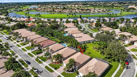 a view of house with yard