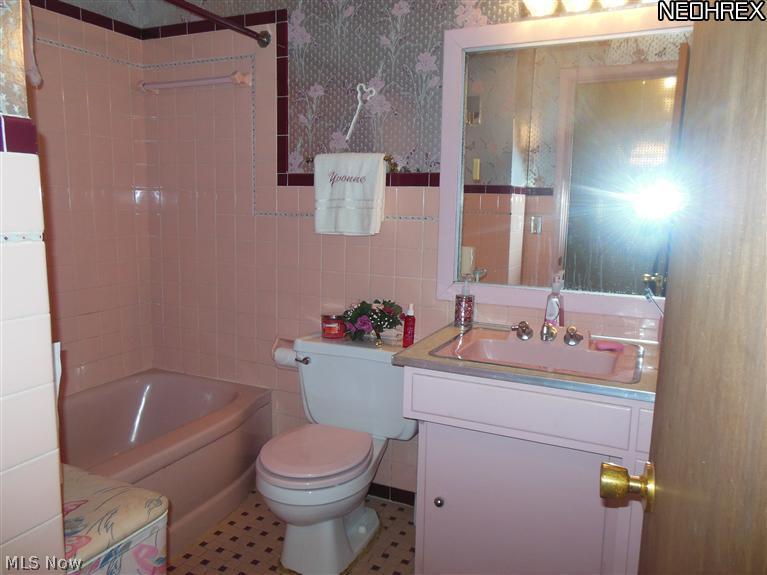 1610 Volney Road Youngstown, OH 44511 - Photo 14 of 19 Gallery Image 14