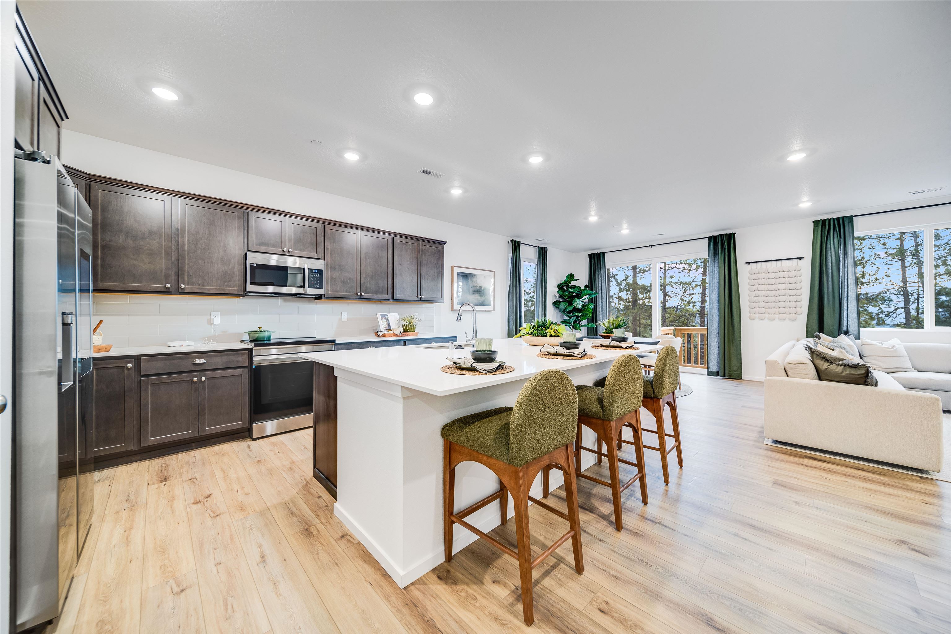 6977 South Boulder Ridge Drive Spokane, WA 99224 - Photo 2 of 13 Gallery Image 2
