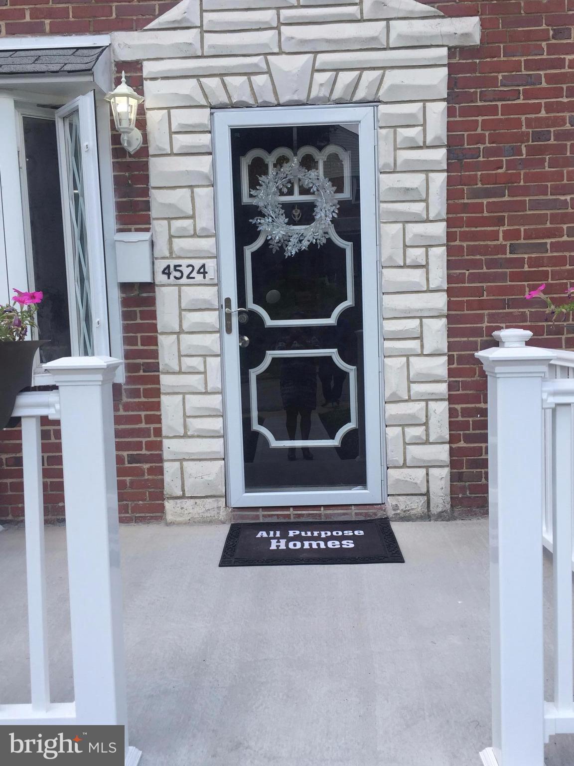 4524 Manorview Road Baltimore, MD 21229 - Photo 1 of 22 Front porch