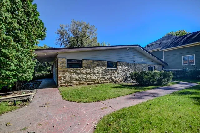 $1,250,000 | 2809 Dewey Court, Middleton, WI 53562