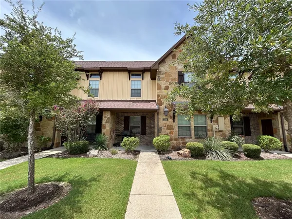 $650 | 3318 Travis Cole Avenue, College Station, TX 77845