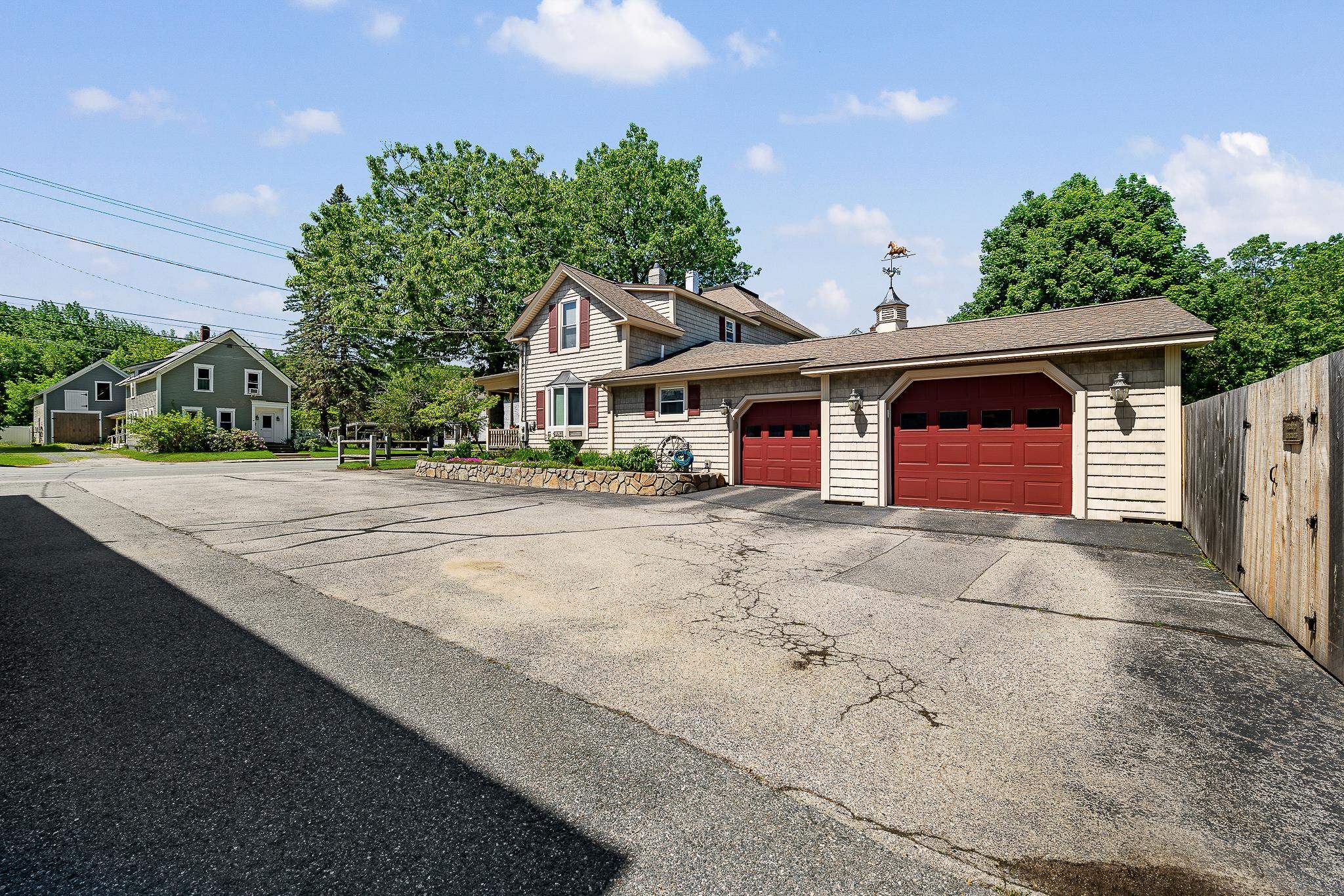 40 Main Street Gorham, NH 03581 - Photo 4 of 46