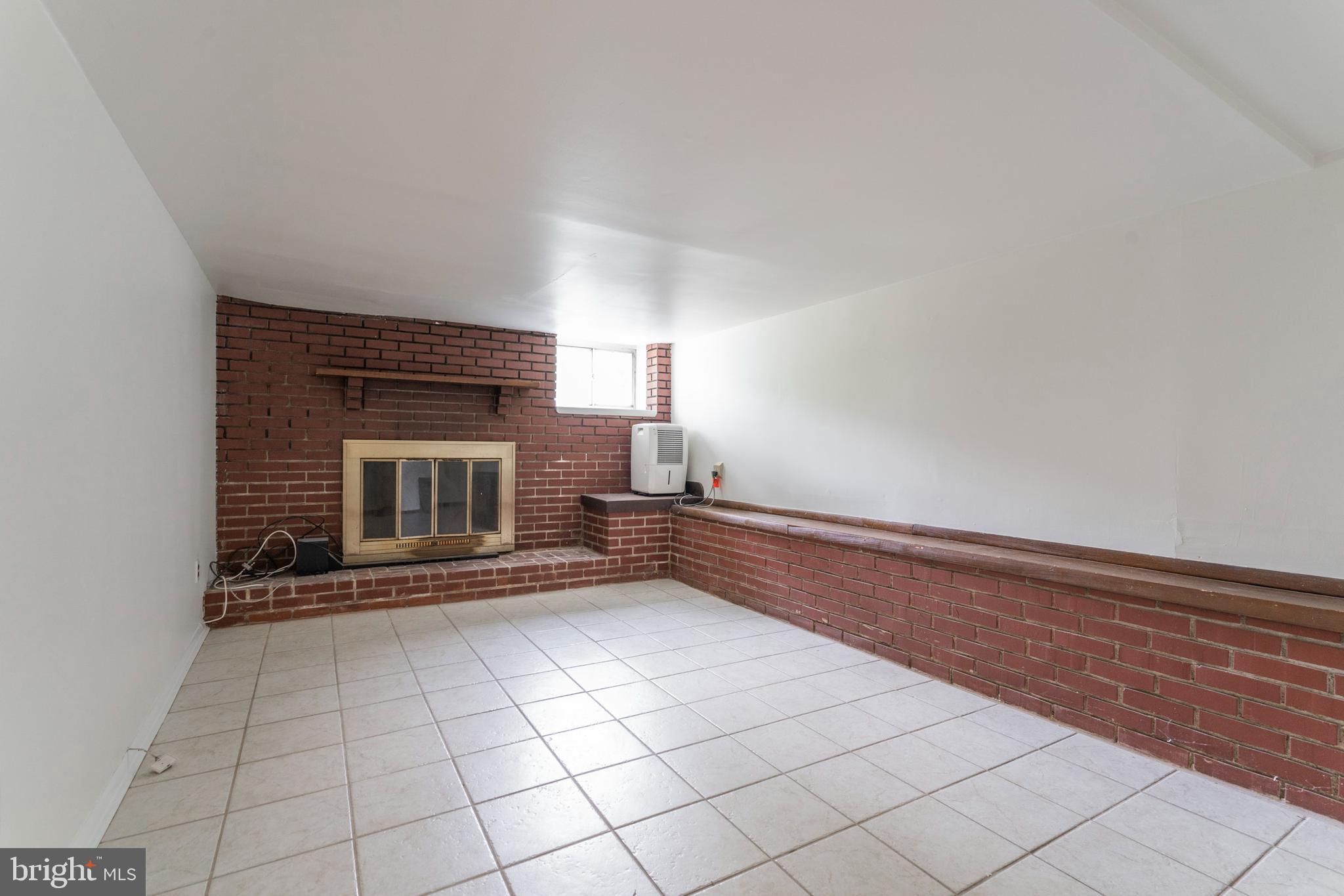 25 Cameron Road Willow Grove, PA 19090 - Photo 22 of 39 Gallery Image 22