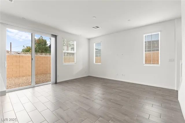 $2,700 | 10146 Gabby Glen Street, Las Vegas, NV 89183