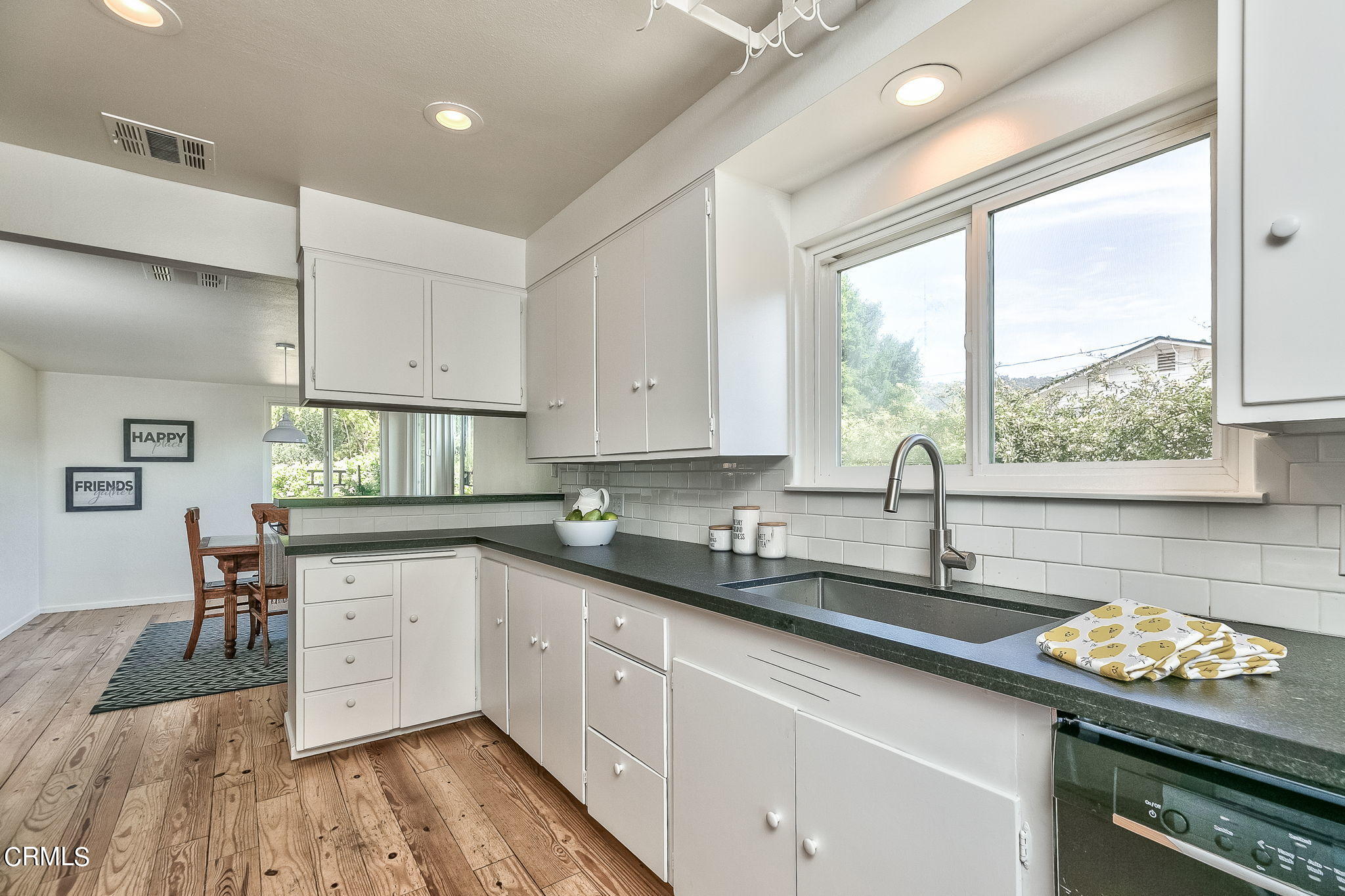 12239 Sisar Road Ojai, CA 93023 - Photo 13 of 36 Clean & bright