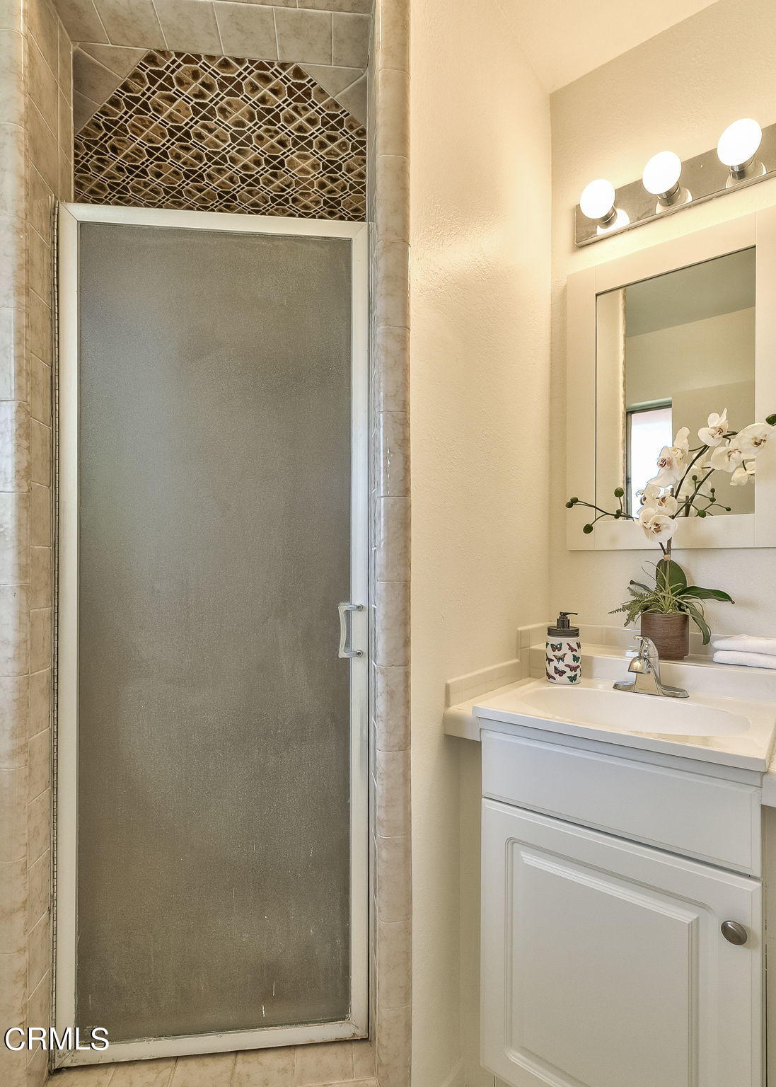 12239 Sisar Road Ojai, CA 93023 - Photo 17 of 36 Master Bath