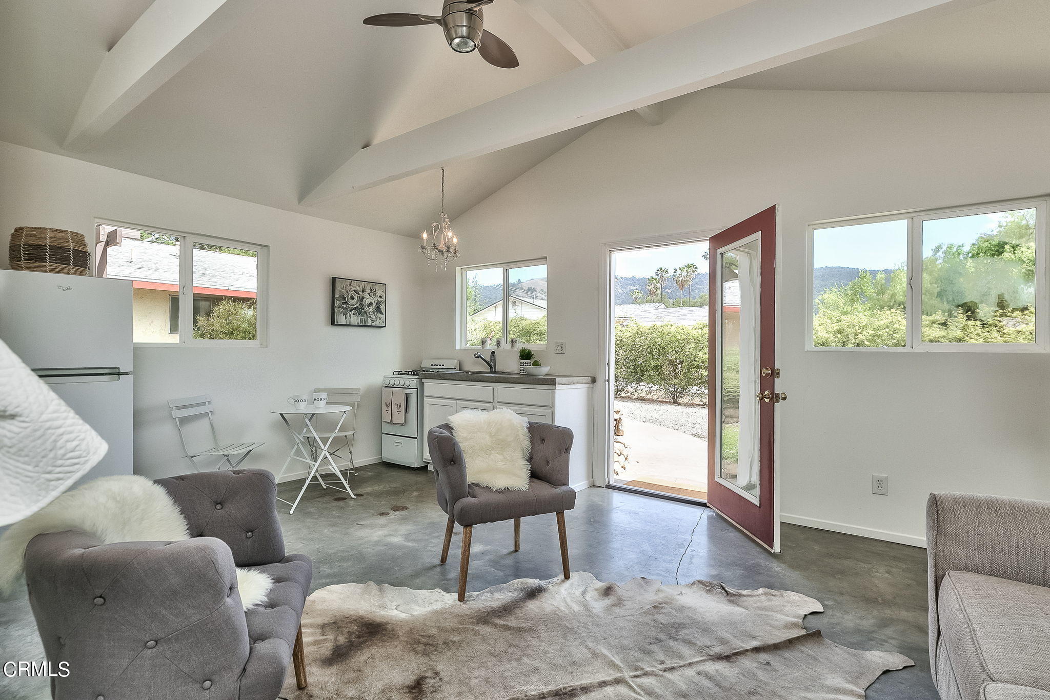 12239 Sisar Road Ojai, CA 93023 - Photo 29 of 36 Great work space