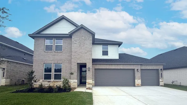 $429,990 | 1108 Skyline Trails Avenue, Conroe, TX 77303