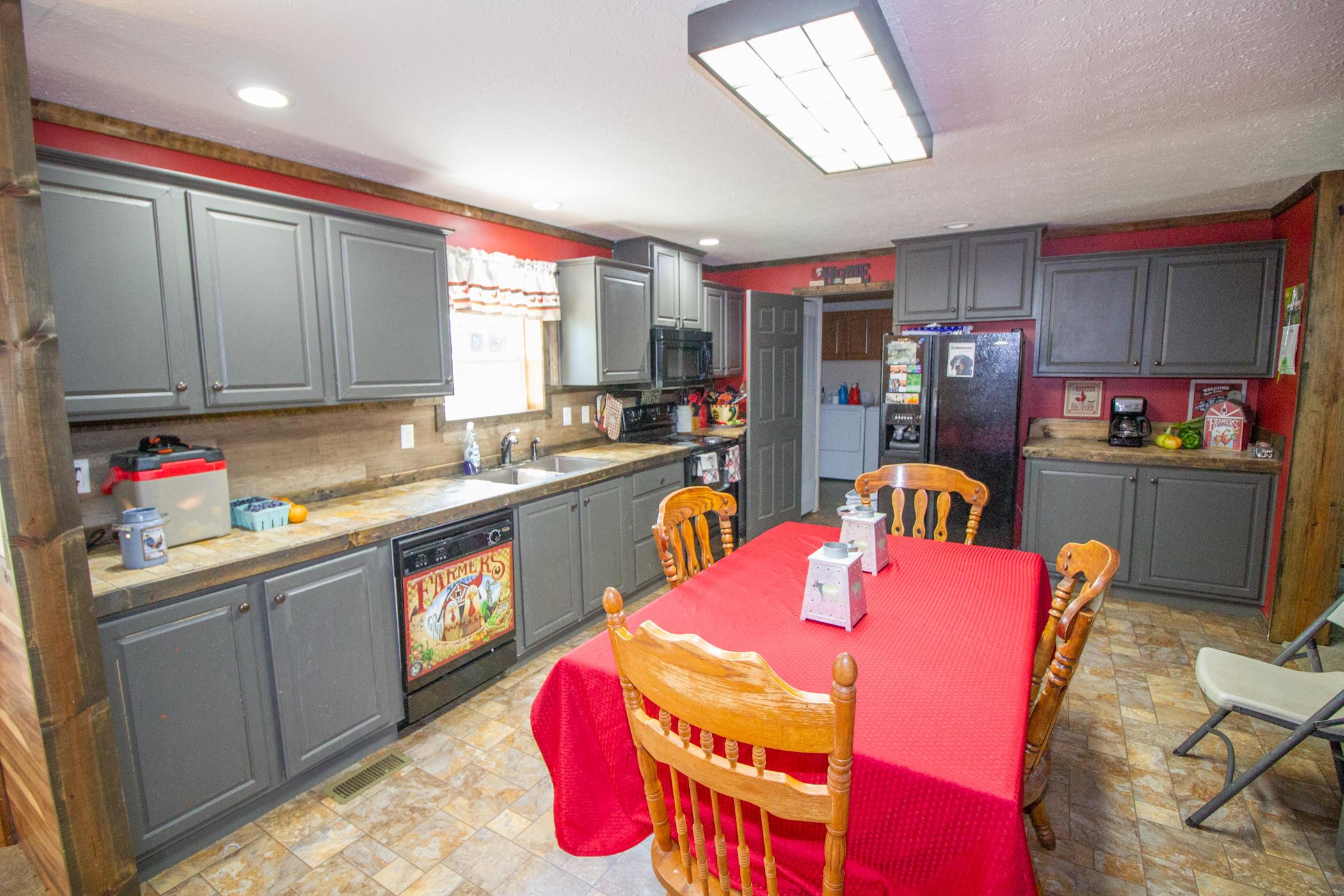 72063 Brooks Martin Road McArthur, OH 45651 - Photo 12 of 23