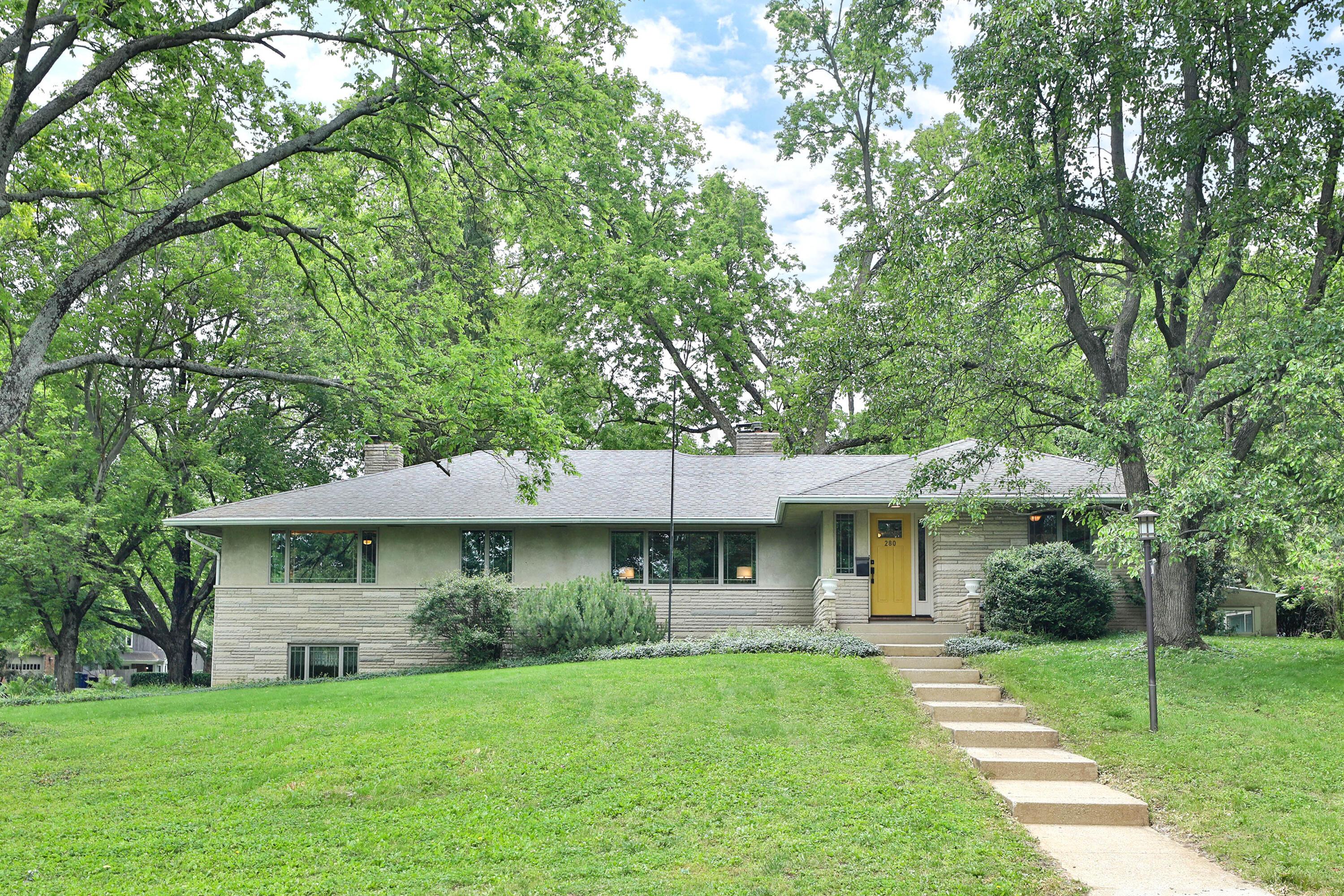 280-Croswell-01