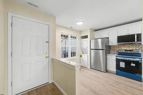 $185,000 | 3211 Juniper Court, Unit 3211, Mays Landing, NJ 08330