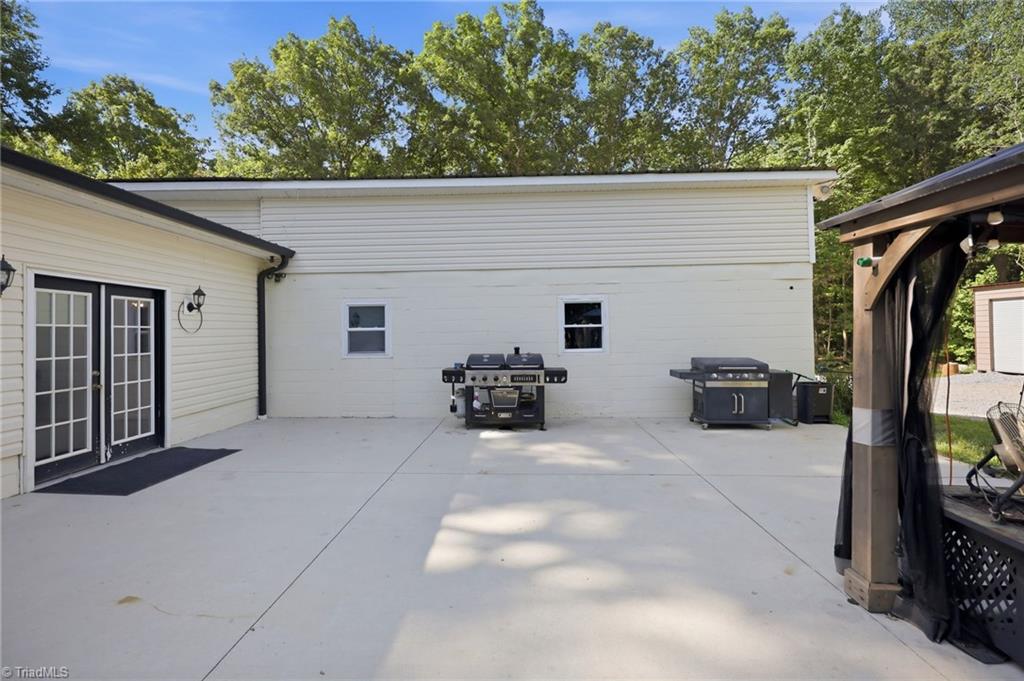 901 Decker Road Thomasville, NC 27360 - Photo 18 of 25