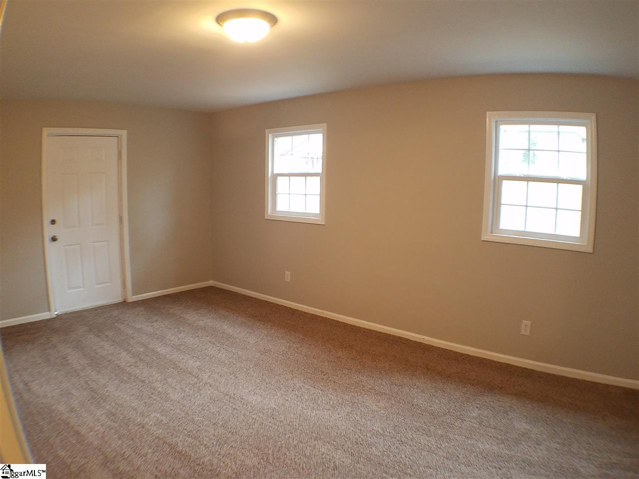 305 Jamestown Road Easley, SC 29640 - Photo 15 of 16