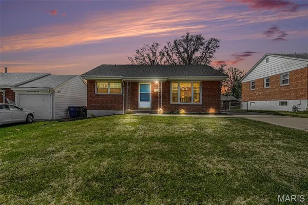 $158,000 | 7417 Ray Avenue, St. Louis, MO 63116