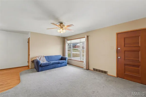 $158,000 | 7417 Ray Avenue, St. Louis, MO 63116