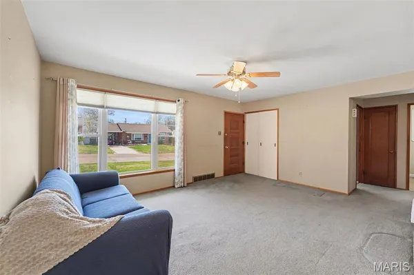 $158,000 | 7417 Ray Avenue, St. Louis, MO 63116