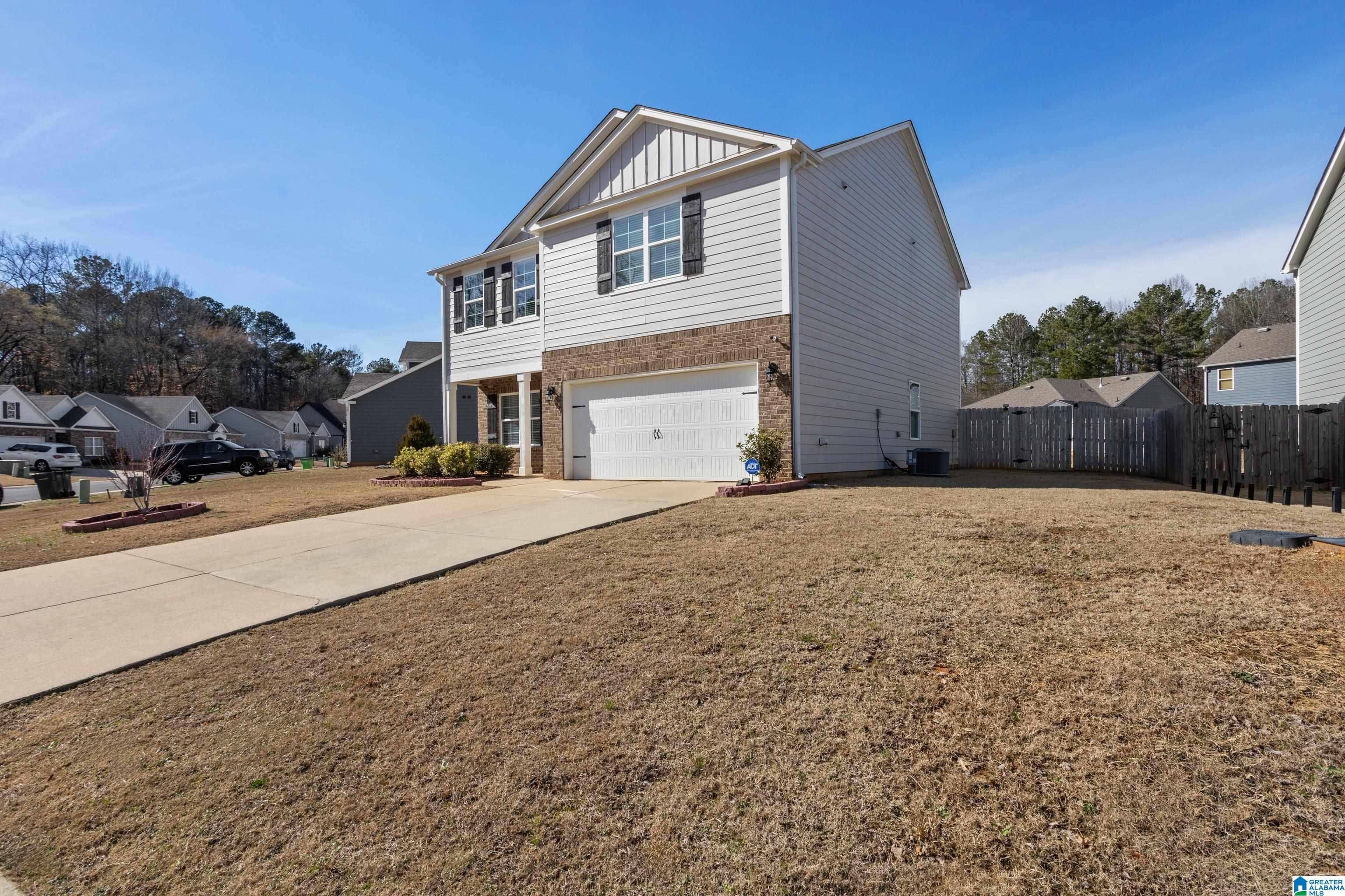 859 Valley Circle Leeds, AL 35094 - Photo 35 of 37