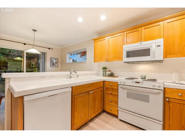 $540,000 | 16905 Northwest Arizona Drive, Beaverton, OR 97006