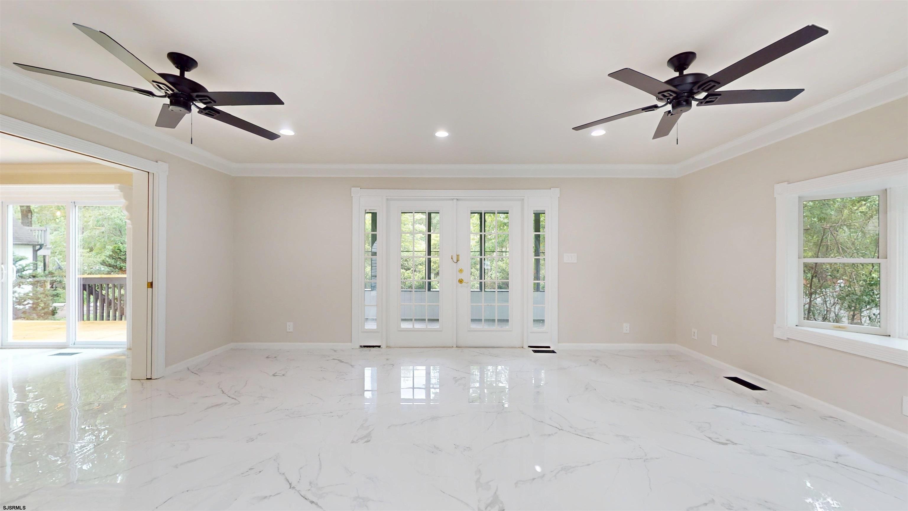 254 West Cologne Port Republic Road Egg Harbor City, NJ 08215 - Photo 22 of 81 a view of an empty room with a window