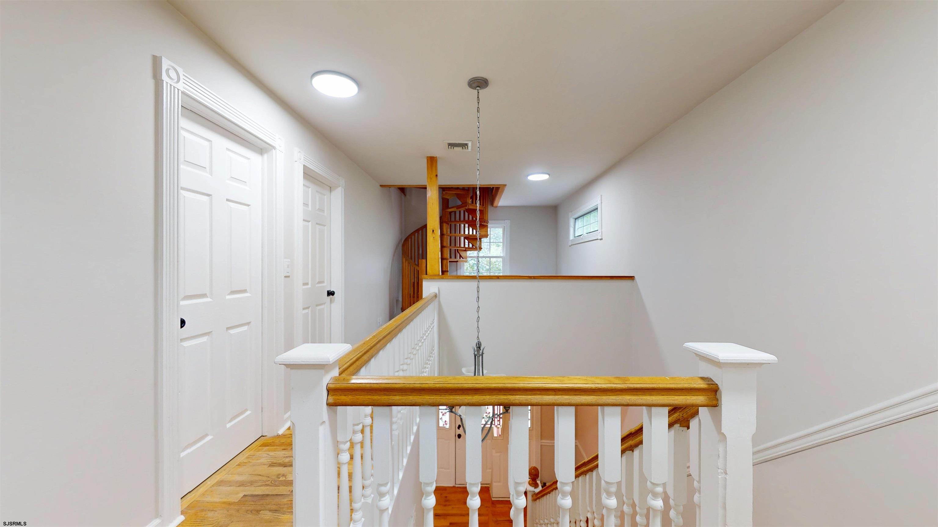 254 West Cologne Port Republic Road Egg Harbor City, NJ 08215 - Photo 35 of 81 a view of entryway and kitchen