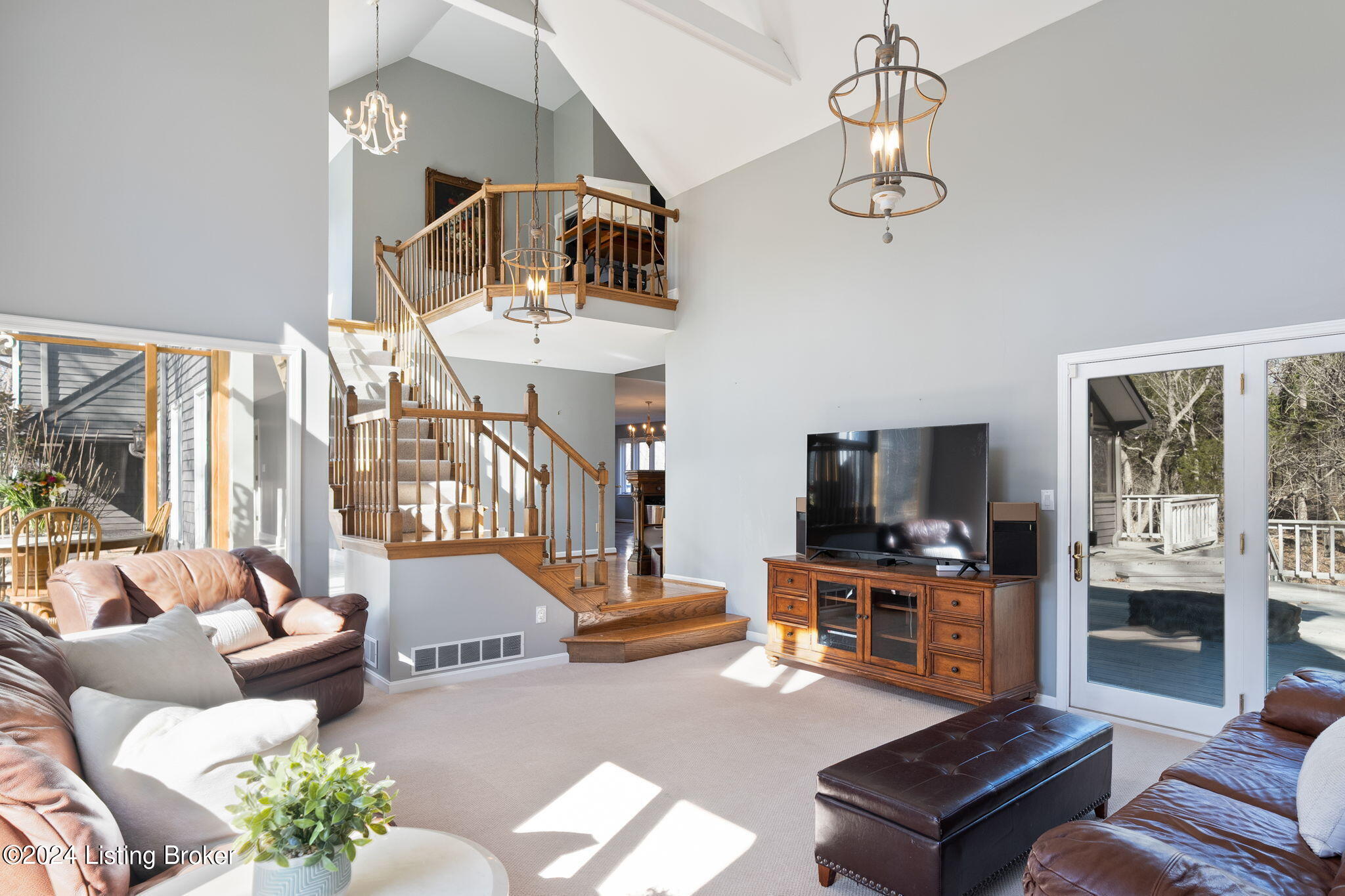 1400 Rebel Ridge Road La Grange, KY 40031 - Photo 6 of 66 Family Room