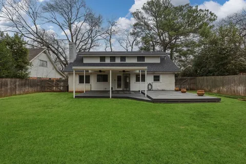 $299,000 | 806 Waggoner Drive, Arlington, TX 76013