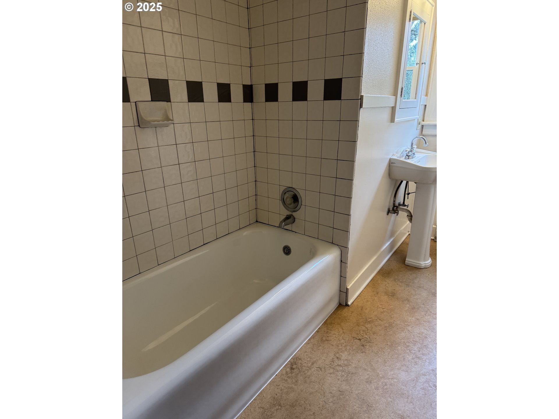 480 River Road Eugene, OR 97404 - Photo 35 of 40