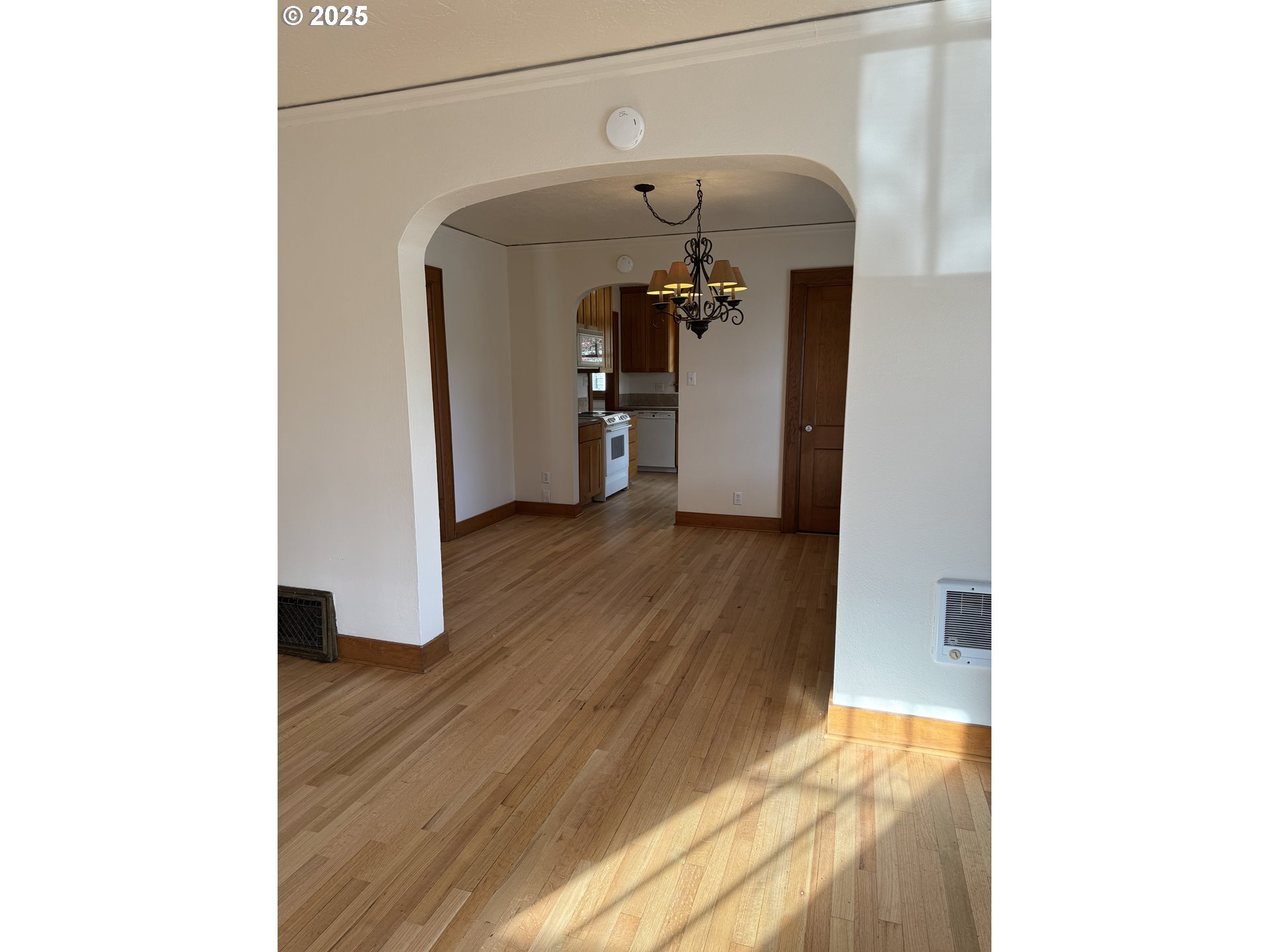 480 River Road Eugene, OR 97404 - Photo 9 of 40