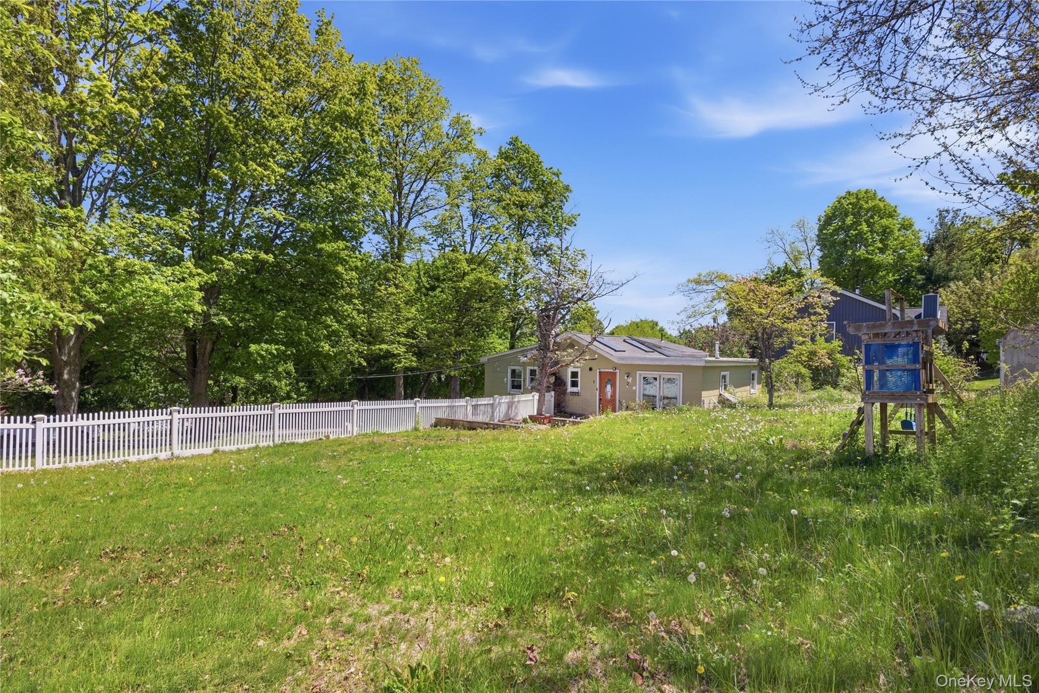2 Springdale Road Yorktown Heights, NY 10598 - Photo 8 of 16