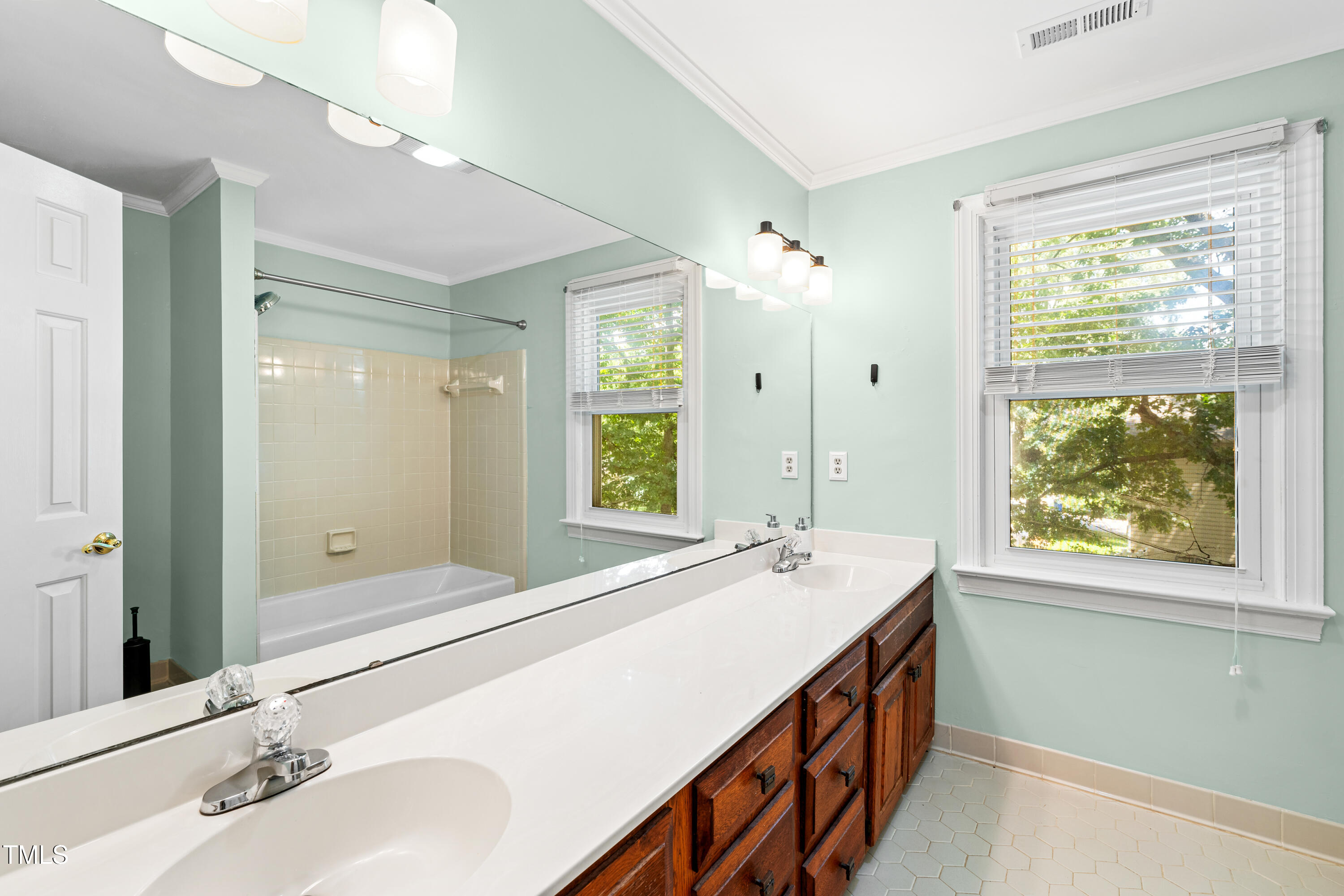 8821 Campfire Trail Raleigh, NC 27615 - Photo 27 of 34 Bathroom 2