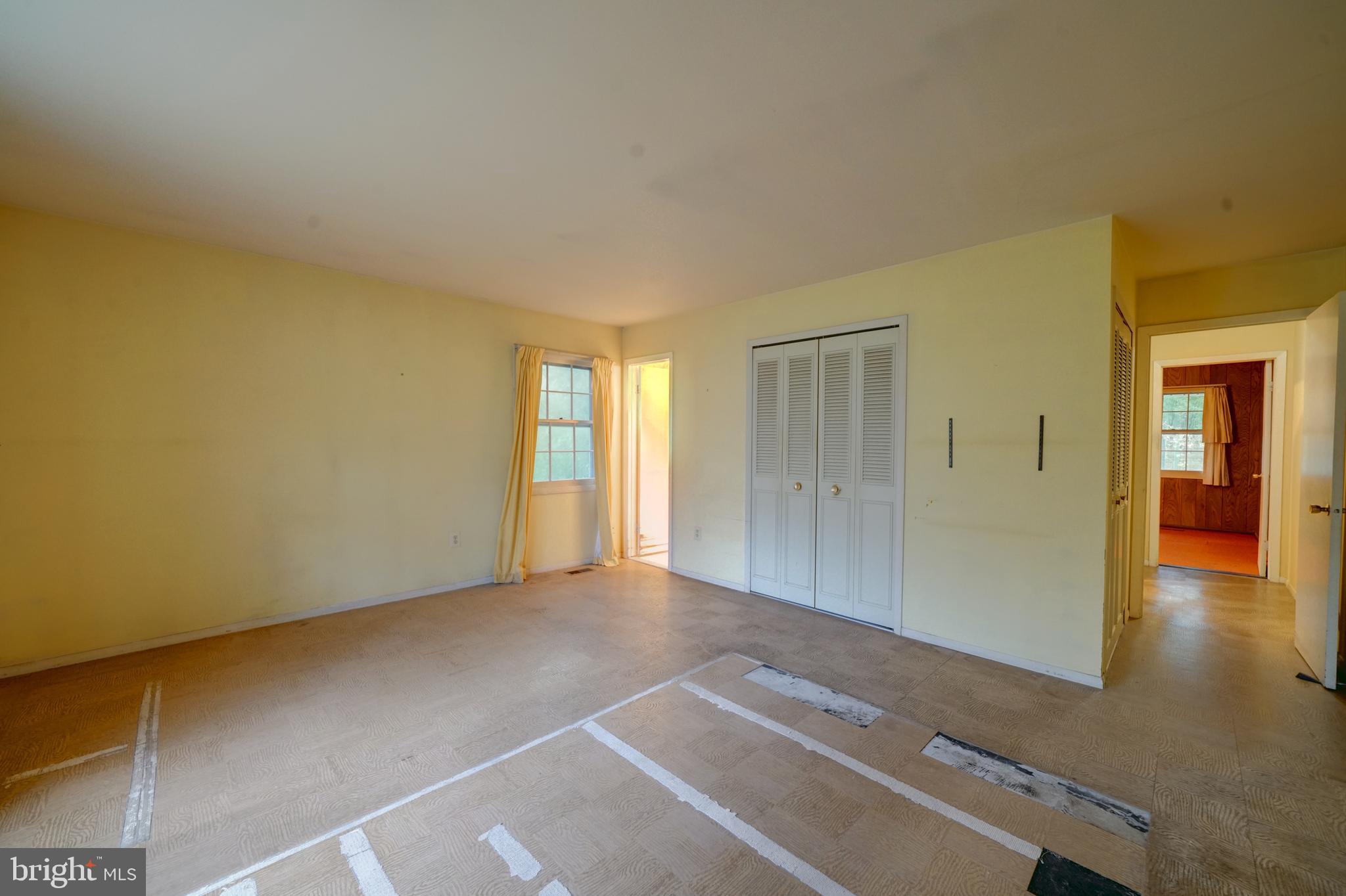 12310 Shadetree Lane Laurel, MD 20708 - Photo 26 of 54 Main bedroom has 2 sets of double closets