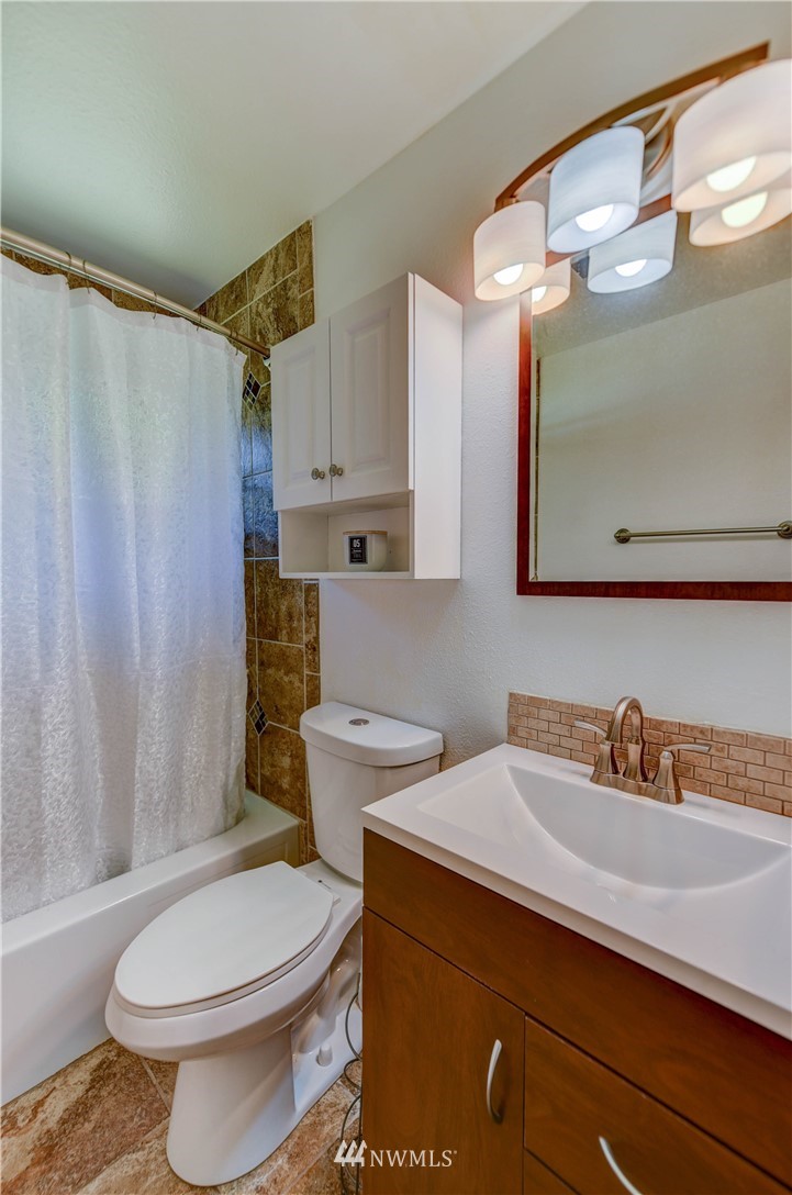 5007 236th Place Southeast Bothell, WA 98021 - Photo 12 of 20