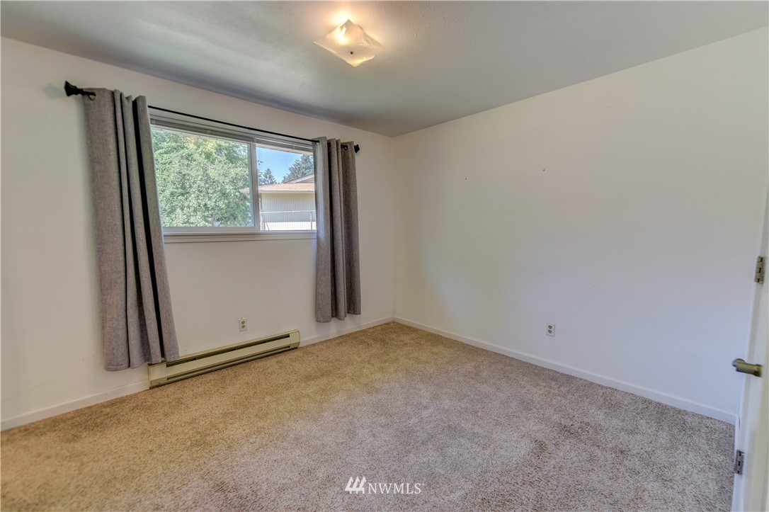 5007 236th Place Southeast Bothell, WA 98021 - Photo 14 of 20