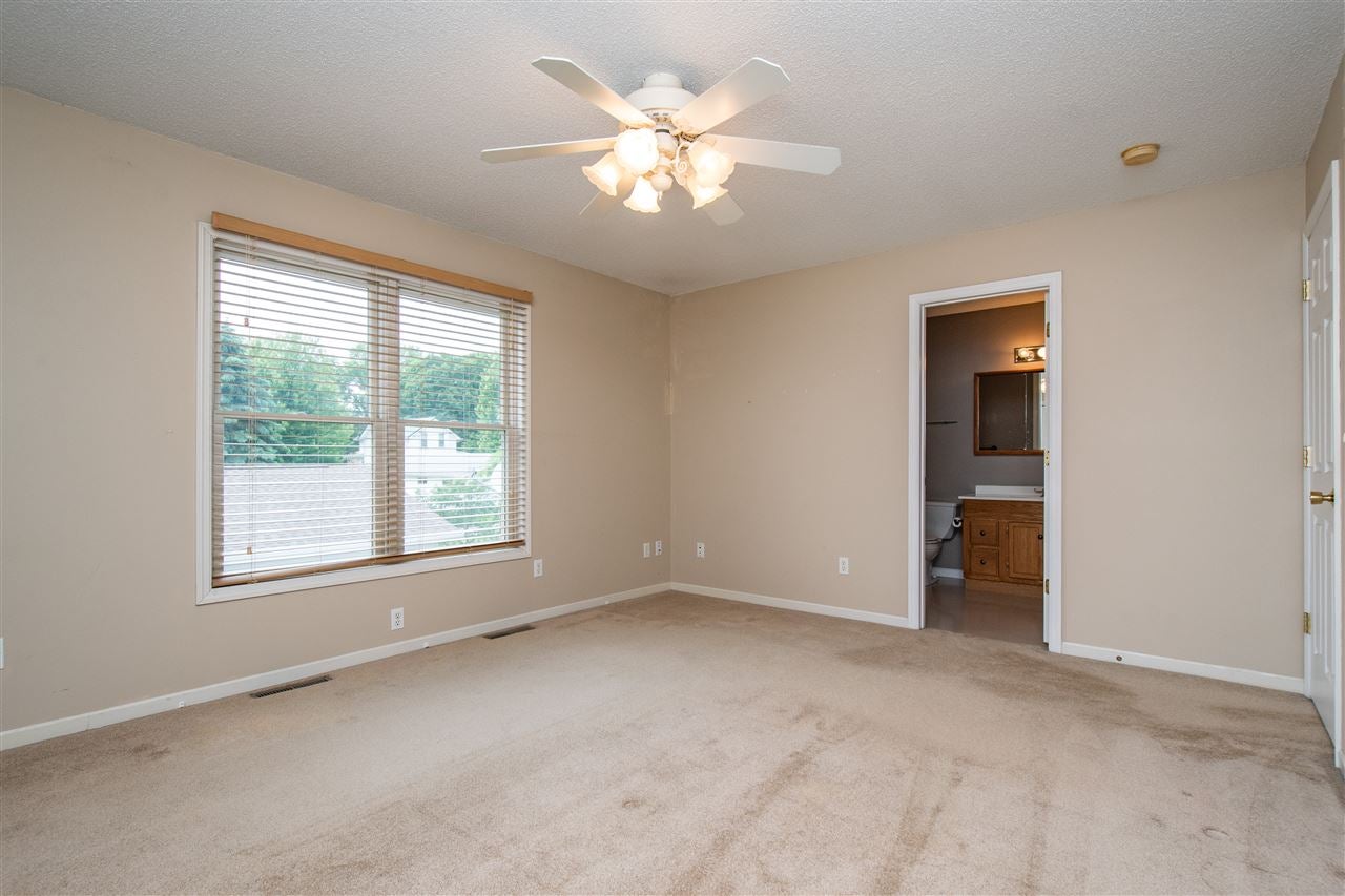 511 South Riggs Street Lone Tree, IA 52755 - Photo 13 of 30 Gallery Image 13